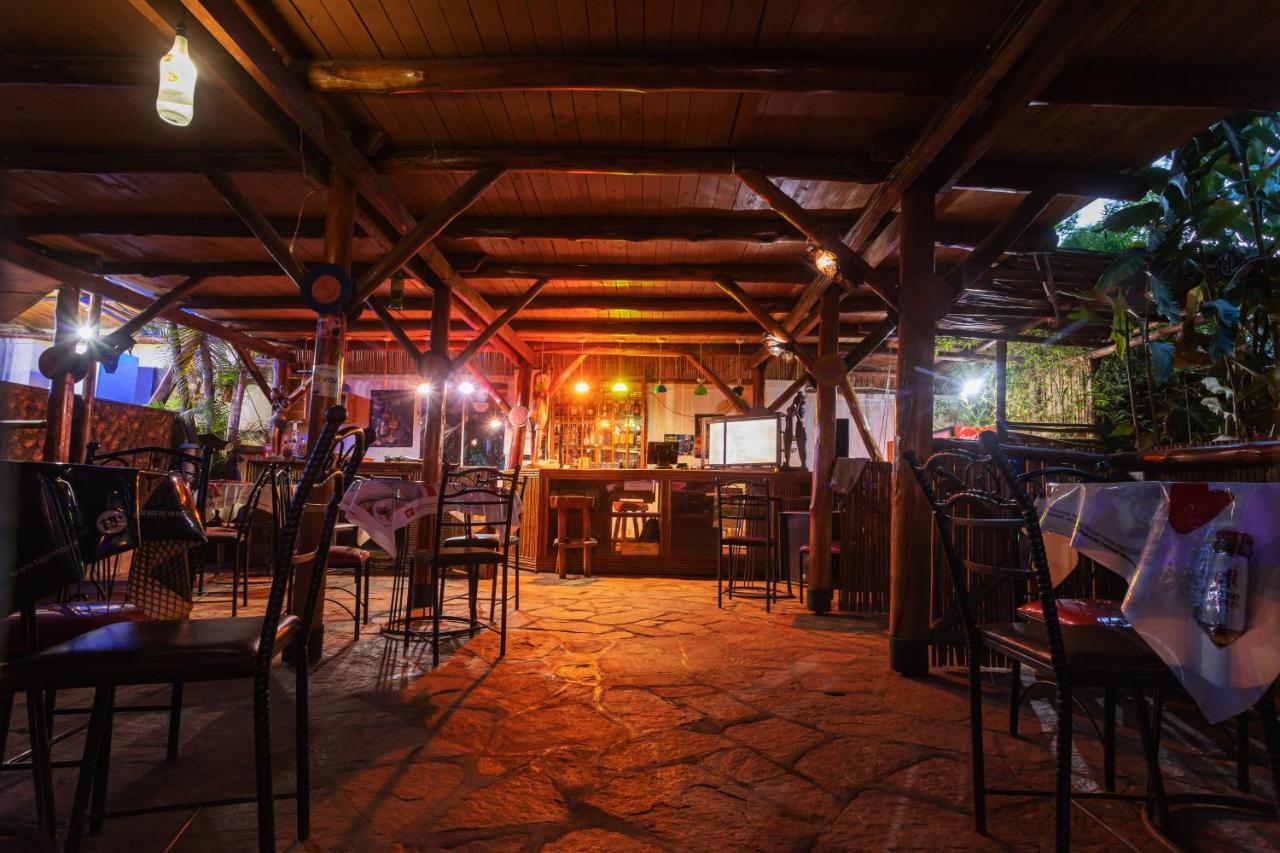 Ambrosia Heights Entebbe Hotel Exterior photo